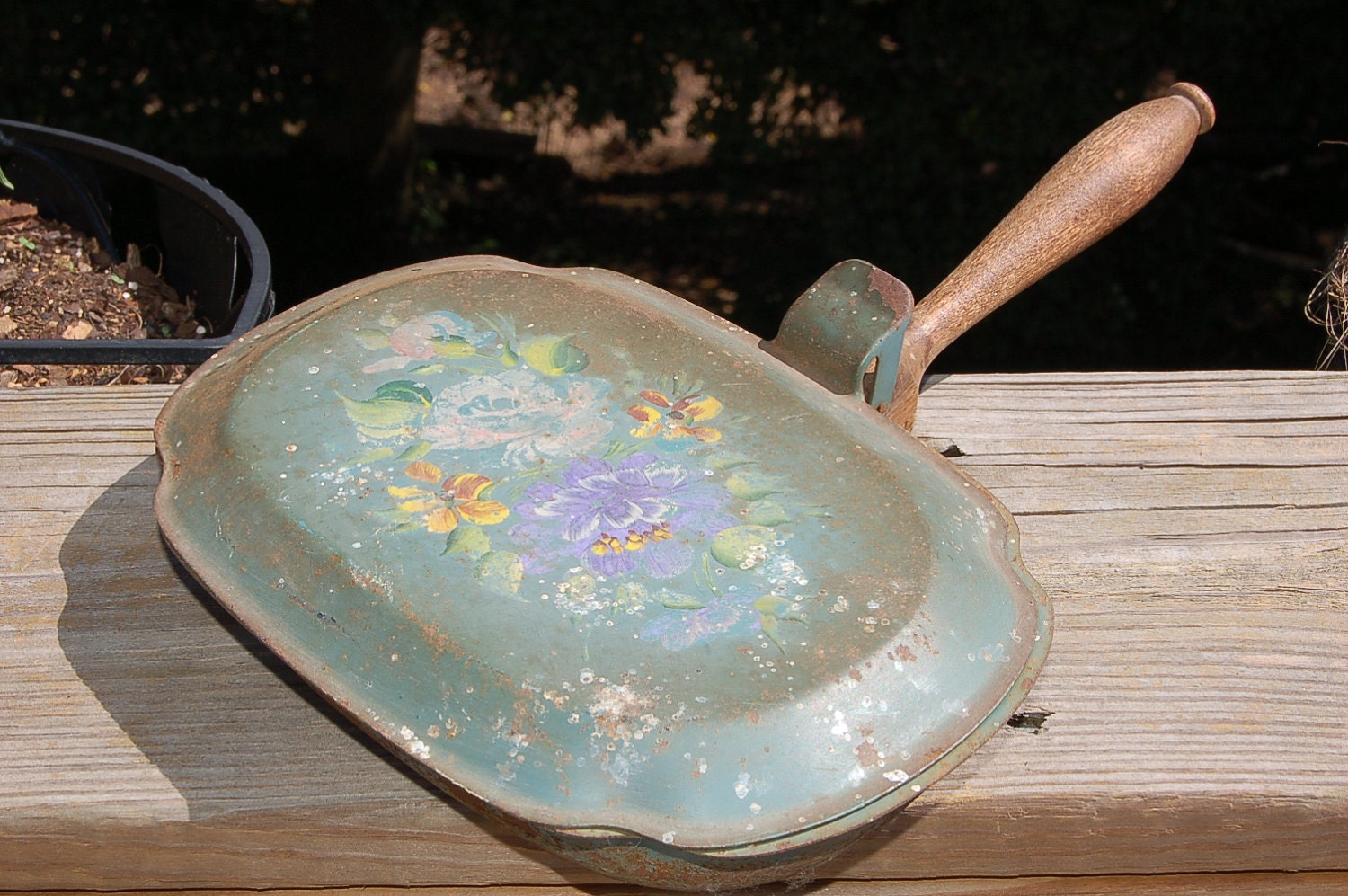 Antique  Hand painted Silent Butler