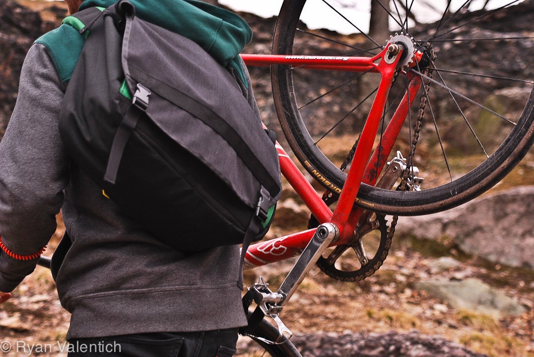 Large Messenger bag -- black and kelly green -- made to order.