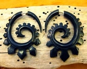Fake Gauge Earrings Horn Earrings Black Solor  Spade Spirals Tribal Earrings - Gauges Plugs Bone Horn - FG015 H