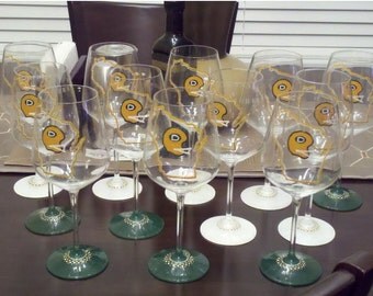 Hand Painted Wine Glass: Football, Green Bay Packers, Set of 12