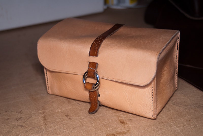 Horween Chromexcel leather Dopp kit