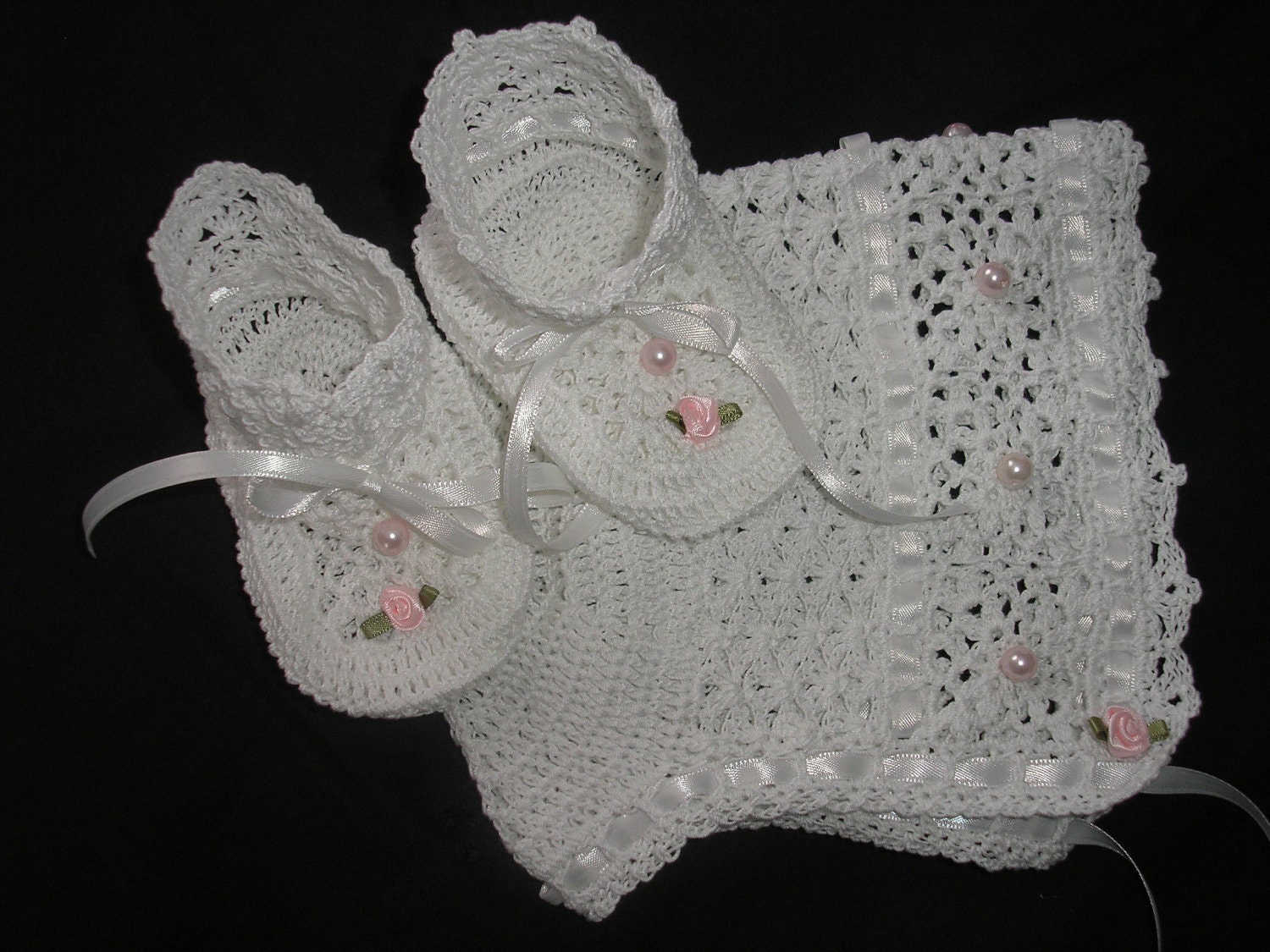 Baby Girls Booties and Bonnet