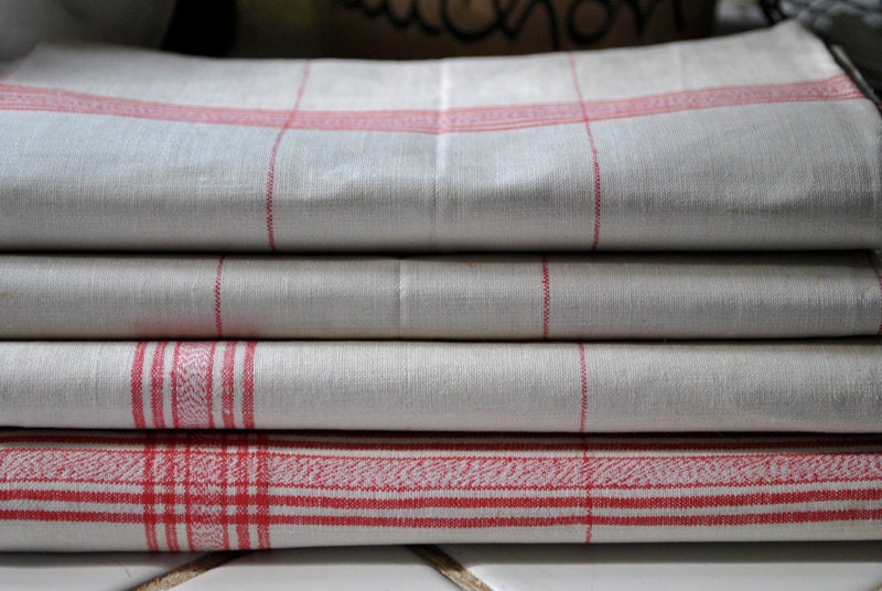 Exqusite Antique French Linen, red stripes, 1900s Towels, Torchons, Tea Towel, French kitchen, Cottage Chic, Paris apartment, Linen supplies