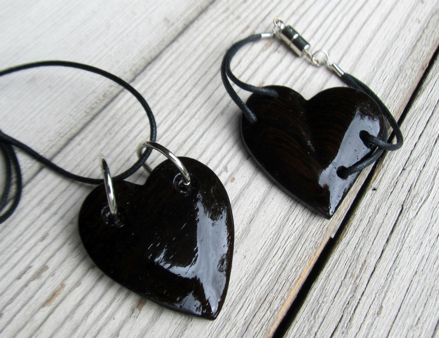 Wooden Heart Bracelet - African Wenge Hardwood