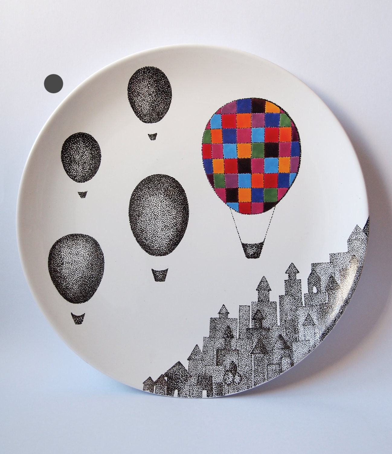 Plaid Balloon Wall Hanging Plate