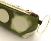 Tie Dye Green Clutch - Contemporary Shibori Wristlet Clutch - Moss