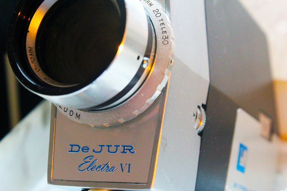 VINTAGE DeJur Electra VI Super 8mm Movie Camera with Reflex Zoom - Just Aim and Shoot