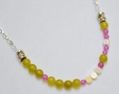 geometric necklace silver Chartreuse Dot magenta