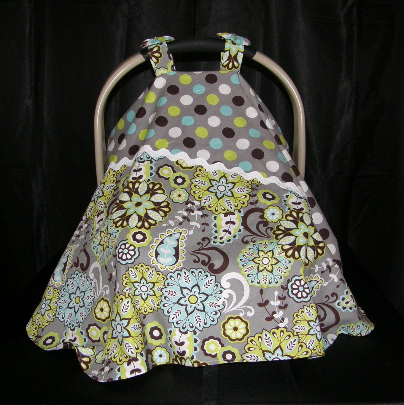 Car Seat Canopy - Grey dots and stripes