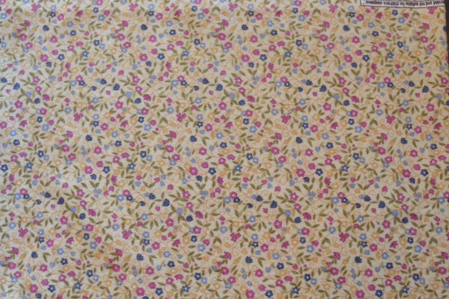 Floral Flannel Long Lengths and Pieces