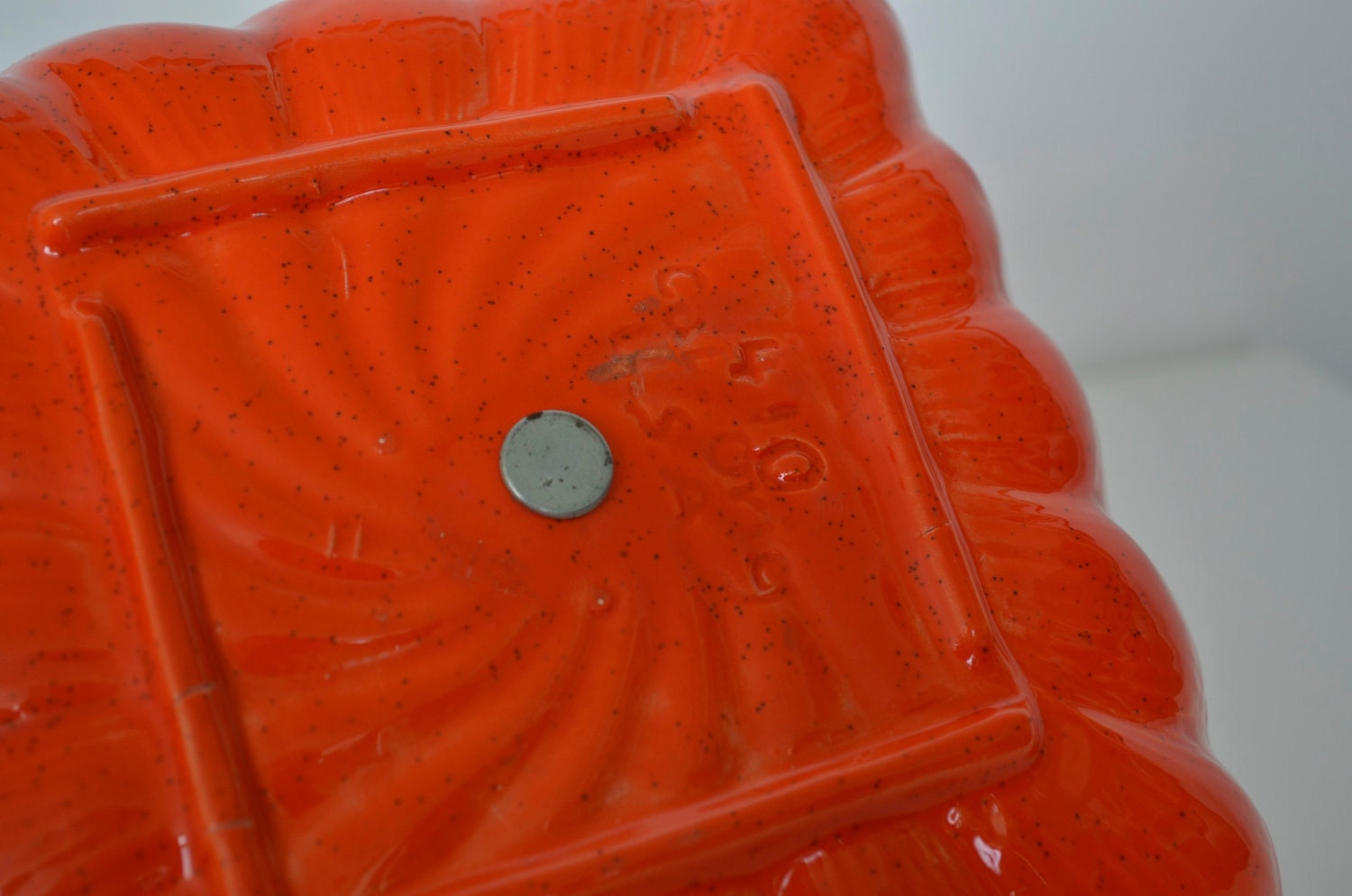 Serving platter California Potter tray bright orange with gold
