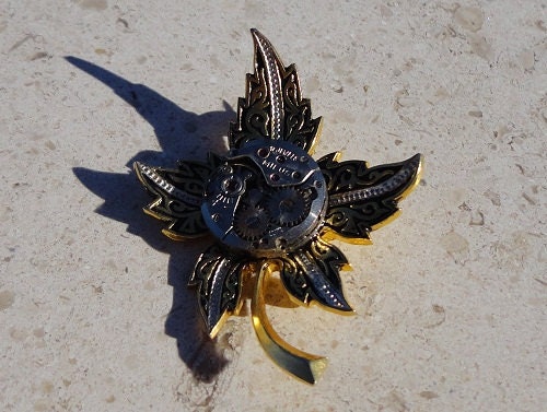 Vtg Steampunk Damascene Brooch Pin