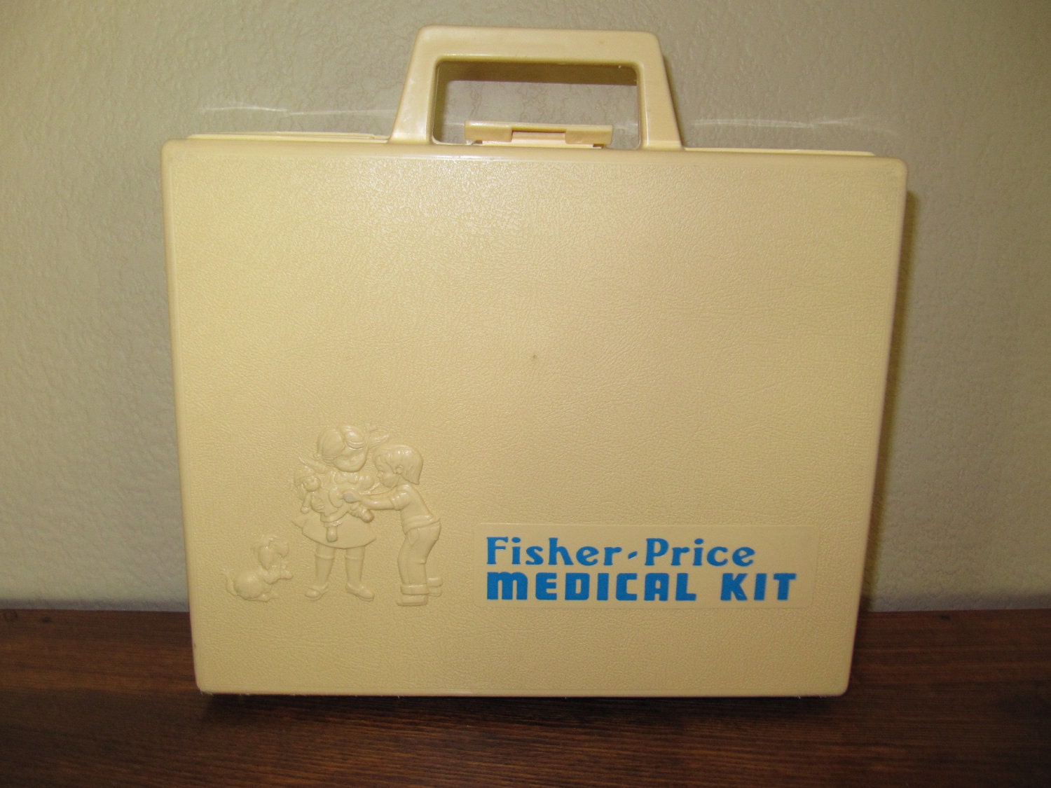 Medical Kit Fisher Price Vintage