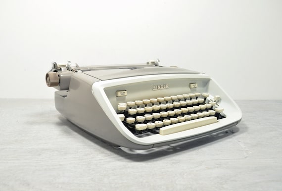 Vintage Gray and White Singer T-62 Professional Typewriter