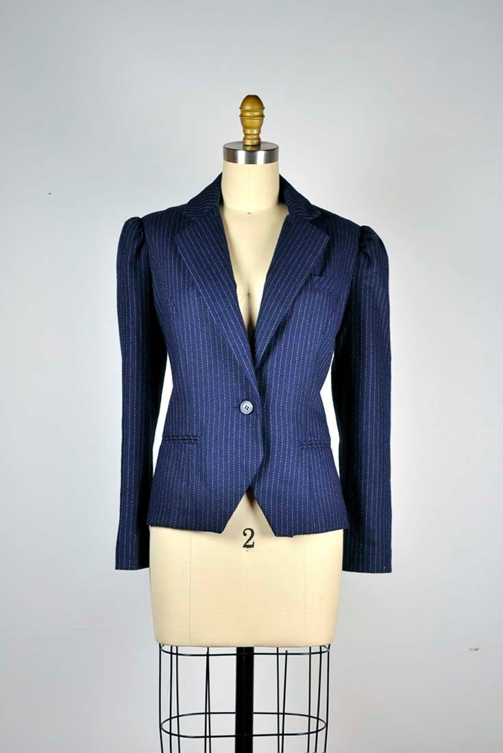 20% off SALE. vintage 70's Navy pinstriped blazer jacket