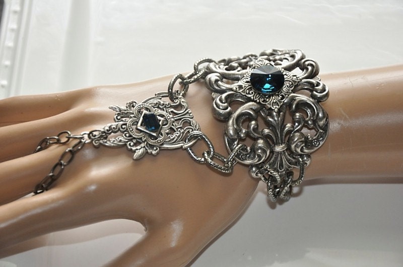 Victorian Gothic Bracelet,Cuff Bracelet,Gothic Slave Bracelet,Swarovski Crystal MONTANA Blue Slave Bracelet,Vintage Style,Antique Silver