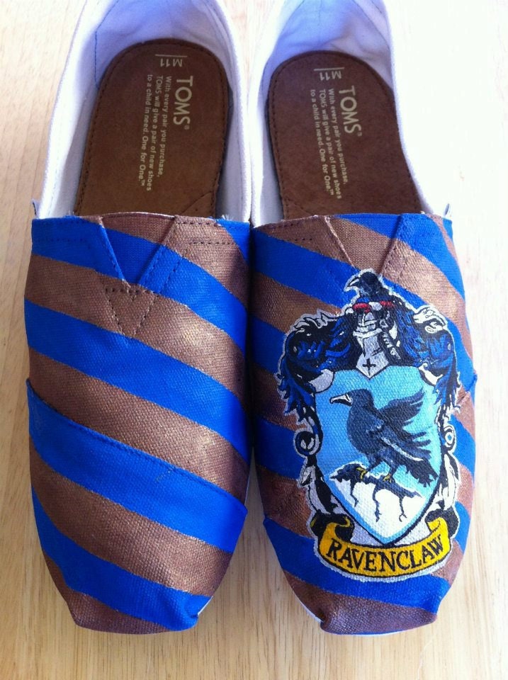Hogwarts/Harry Potter House TOMS
