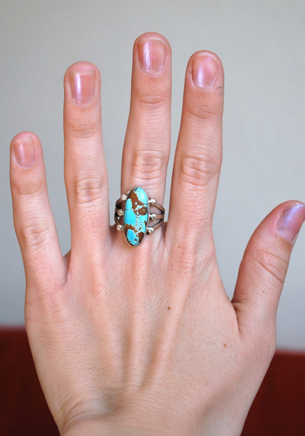 Vintage Native American Turquoise Ring: Size 8.5