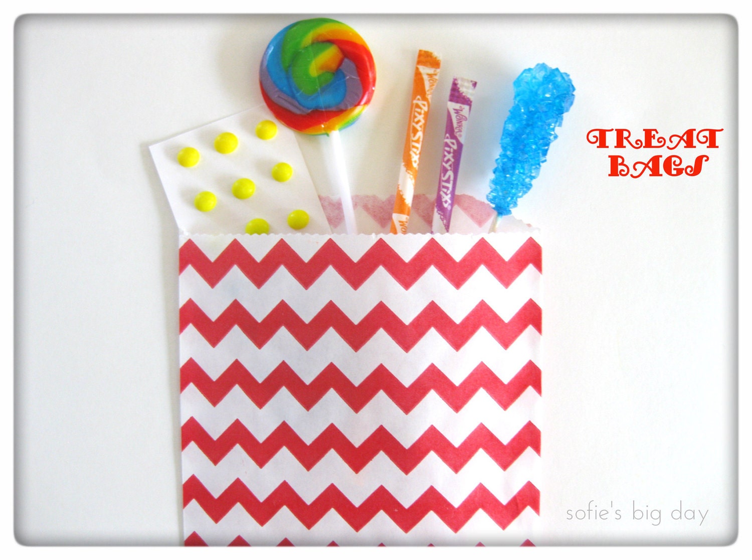 Red Chevron Stripe Treat Bags-goody bags- favor bags-packaging-20 count Il_570xn