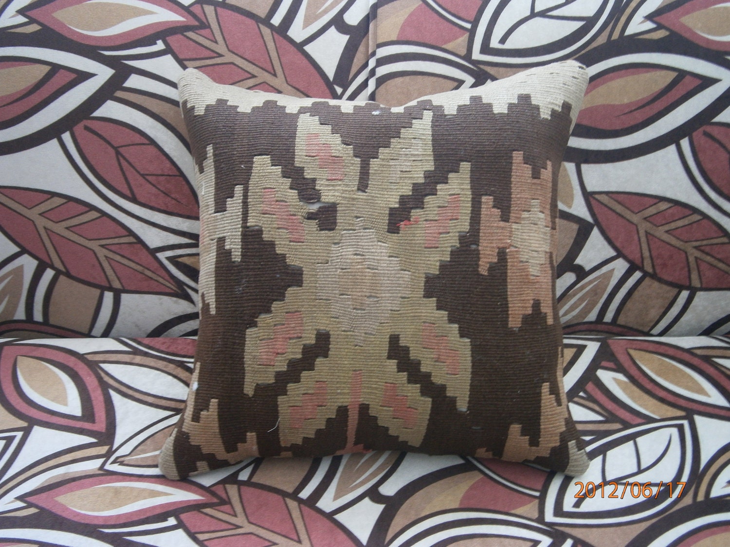 SALE- Yuner/Turks Handmade Kilim Pillow Case - 16x16