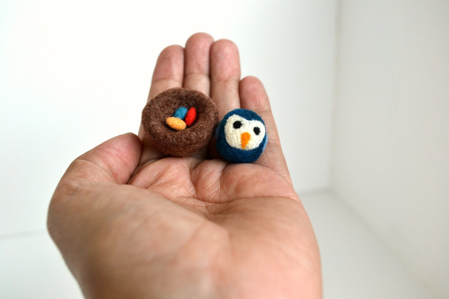 Needle Felted-Tiny Blue Bird in Nest with 3 tiny eggs