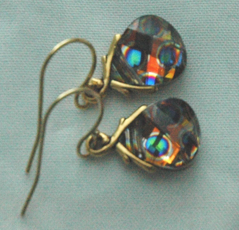 Small Peacock Eye - Gold Filled Teardrop Swarovski Crystal Earrings
