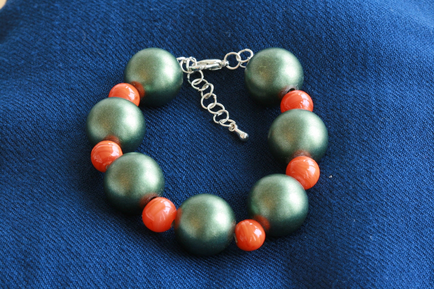 Goodbye Autumn... Burnt orange and gun metal grey beaded bracelet