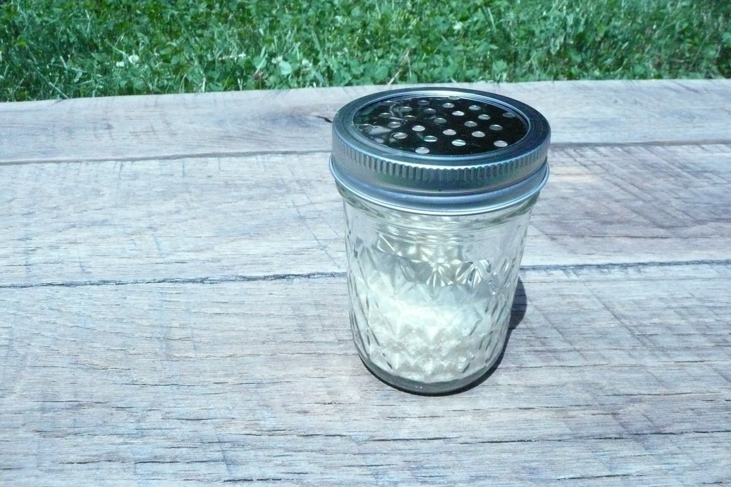 Mason Jar Parmesan Cheese or Spice Shaker - Quilted Glass 8 Ounce Size - Free Chalkboard Label