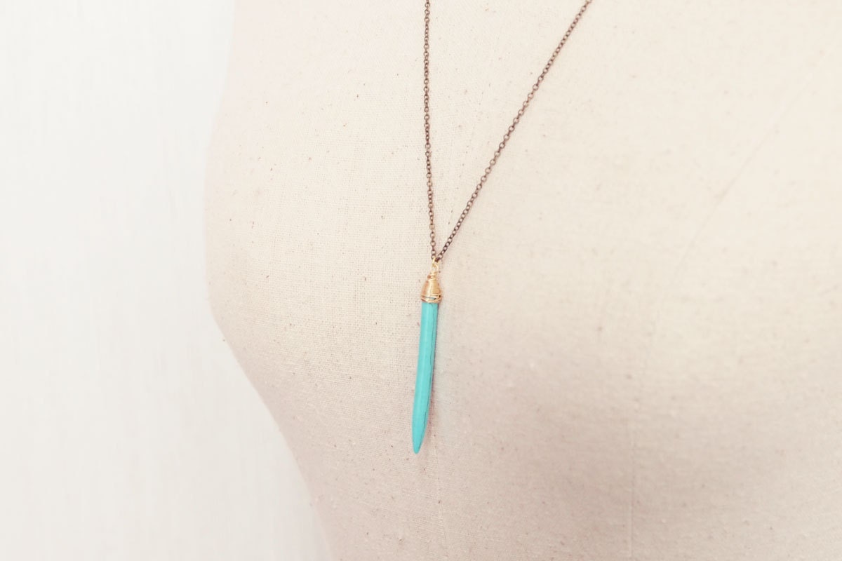 Turquoise Necklace : Spring Jewelry - Wired Turquoise Howlite Single Spike