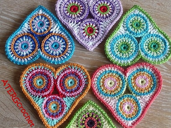 Crochet pattern colorful circle heart by ATERGcrochet