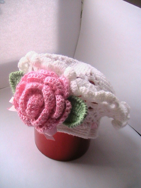Crochet Girls Pink Rose Hat, Crochet Beret Pink Flower, Girls Beret in Pearl White, Crocheted Toddler girl hat, Beret with Rose Pink Flower