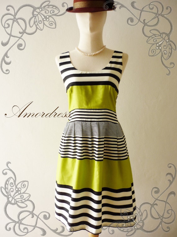 HOT SALE Amor Vintage Inspired- Chilling Princess- Green Apple Shade Cotton Dress for Any Occasion-Fit S-M-