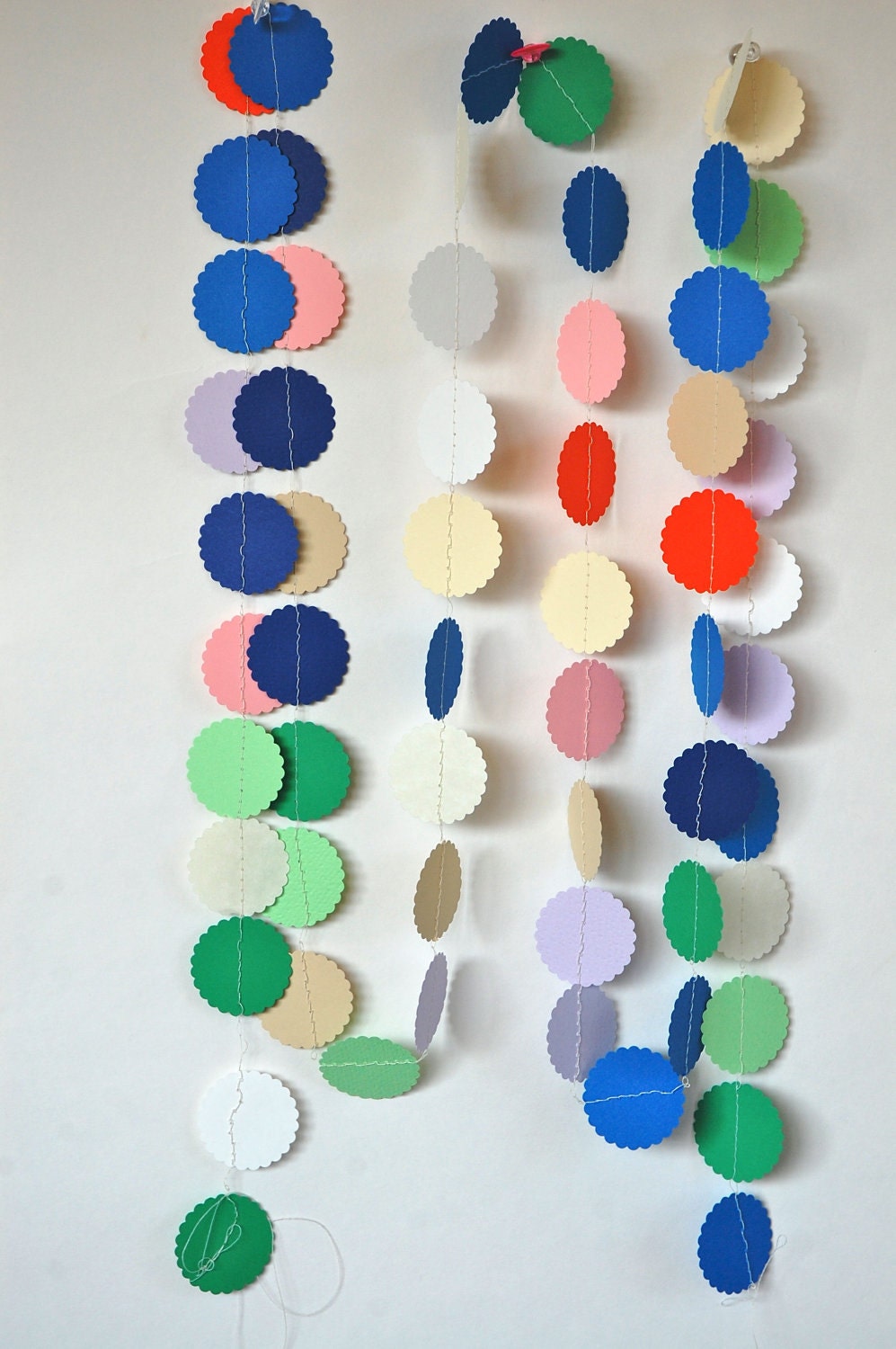 Multicolor Paper Garland, Modern Christmas Tree Garland, Holiday Decor, Dorm Decor, Apartment Decor 8 feet