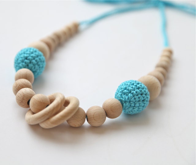 Blue cyan/ aqua nursing rings necklace. Girls crochet necklace. Mammy and baby teething necklace.