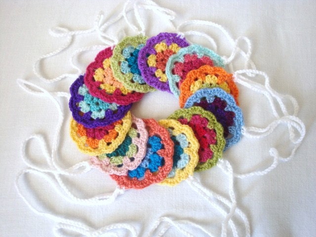 PRETTY GARLAND - Crochet Floral Motif, a rainbow of colours. Made to your specifications