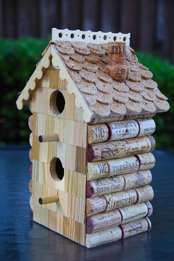 Birdhouse "Two Story Straight", wood and wine corks