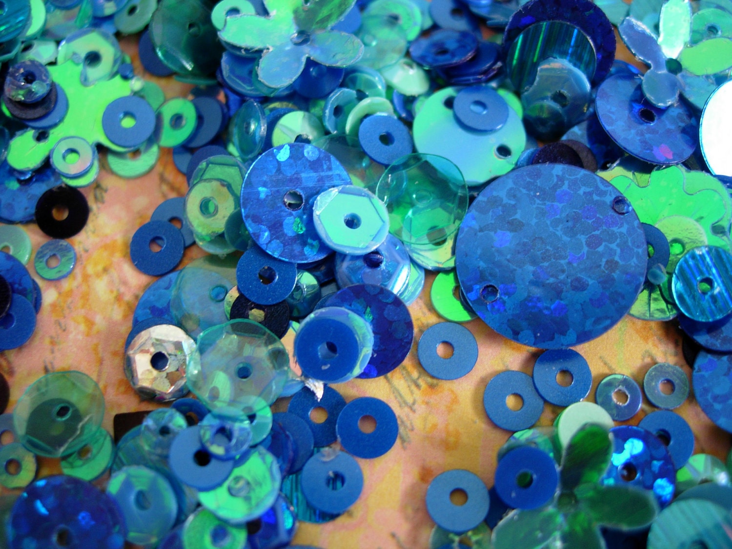 Mixed Loose Sequins 10g Blue Shades