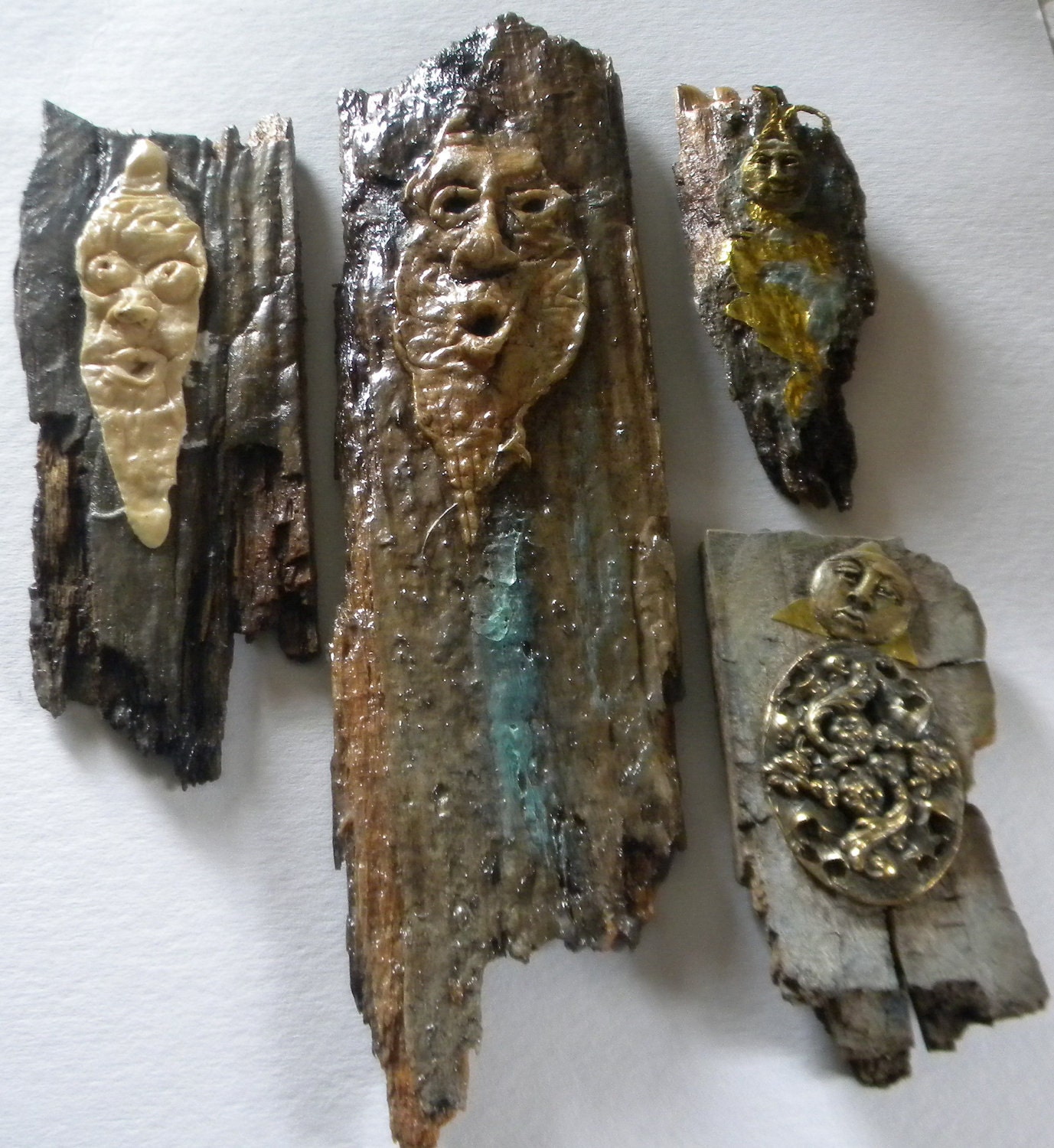 Tree Art Faces on Bark Wood
