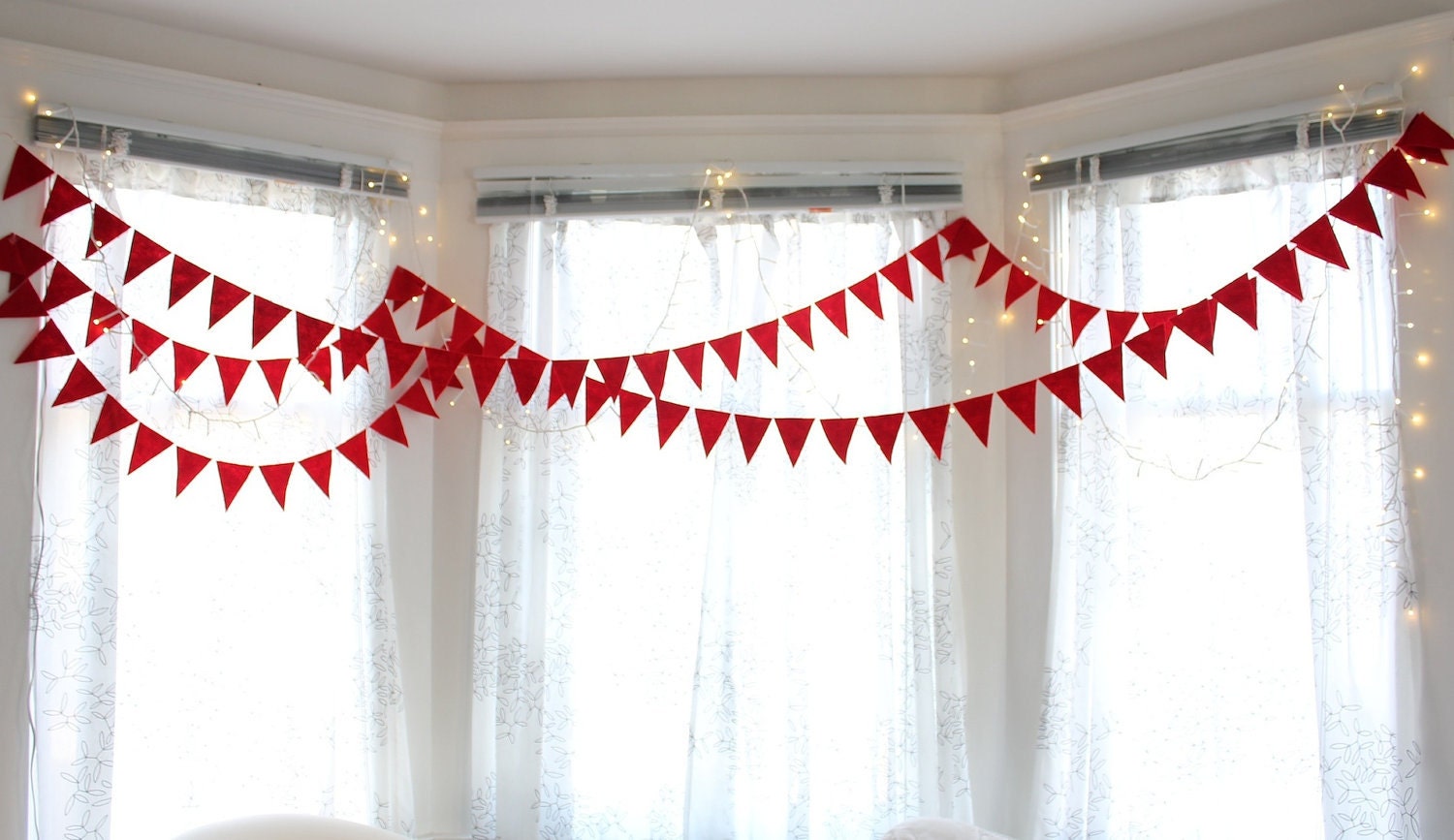 Red Wedding Bunting Banner 36 ft, 11m, Red felt pennant flags, wedding decor, engagement decoration, reusable