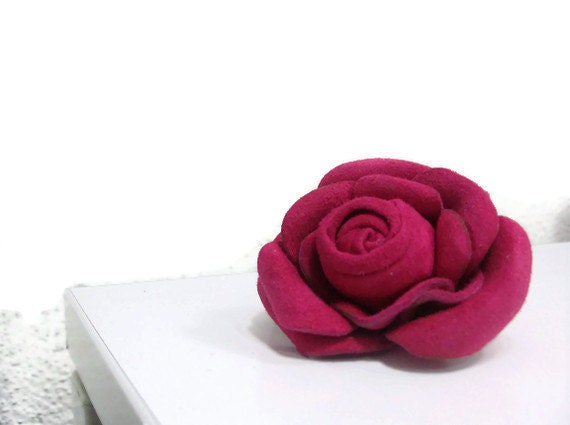 Fuchsia flower suede brooch