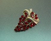 Grape Cluster Brooch Vintage Red Rhinestone