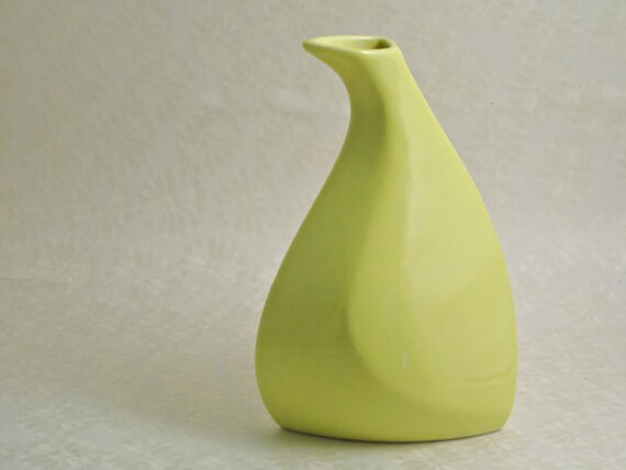 modern vase No. 001a