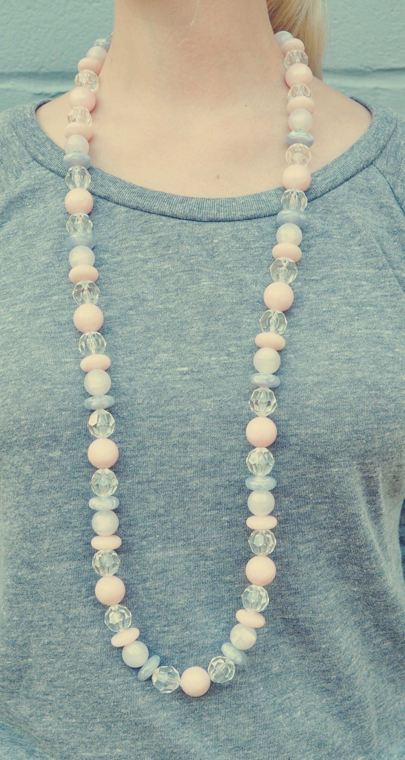 Long Vintage Plastic Beaded Necklace with Pale Pink, Light Purple, Clear and Faux Pearl
