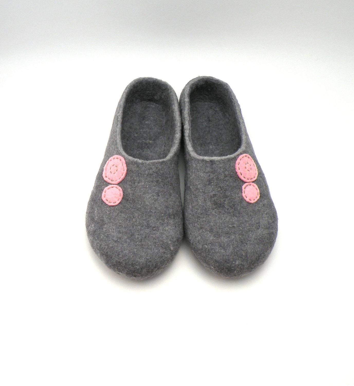 Women house slippers - felted wool slippers Grey and pink - made to order - Mothers day gift