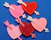 10 pcs - Handmade ASSORTED heart felt appliques (G044-Ass)