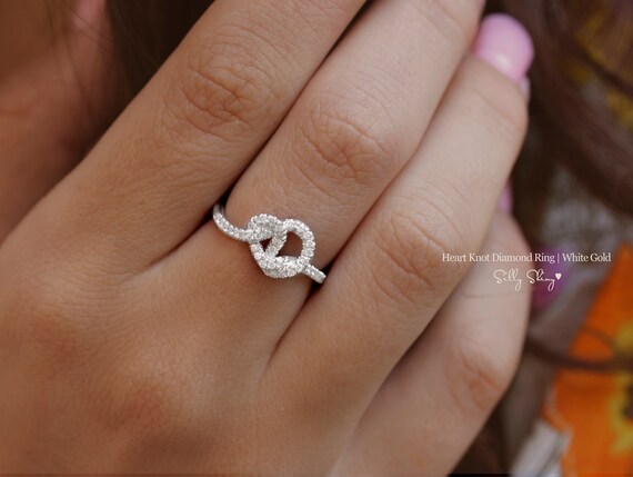 Heart Knot Diamond Ring 14K   .