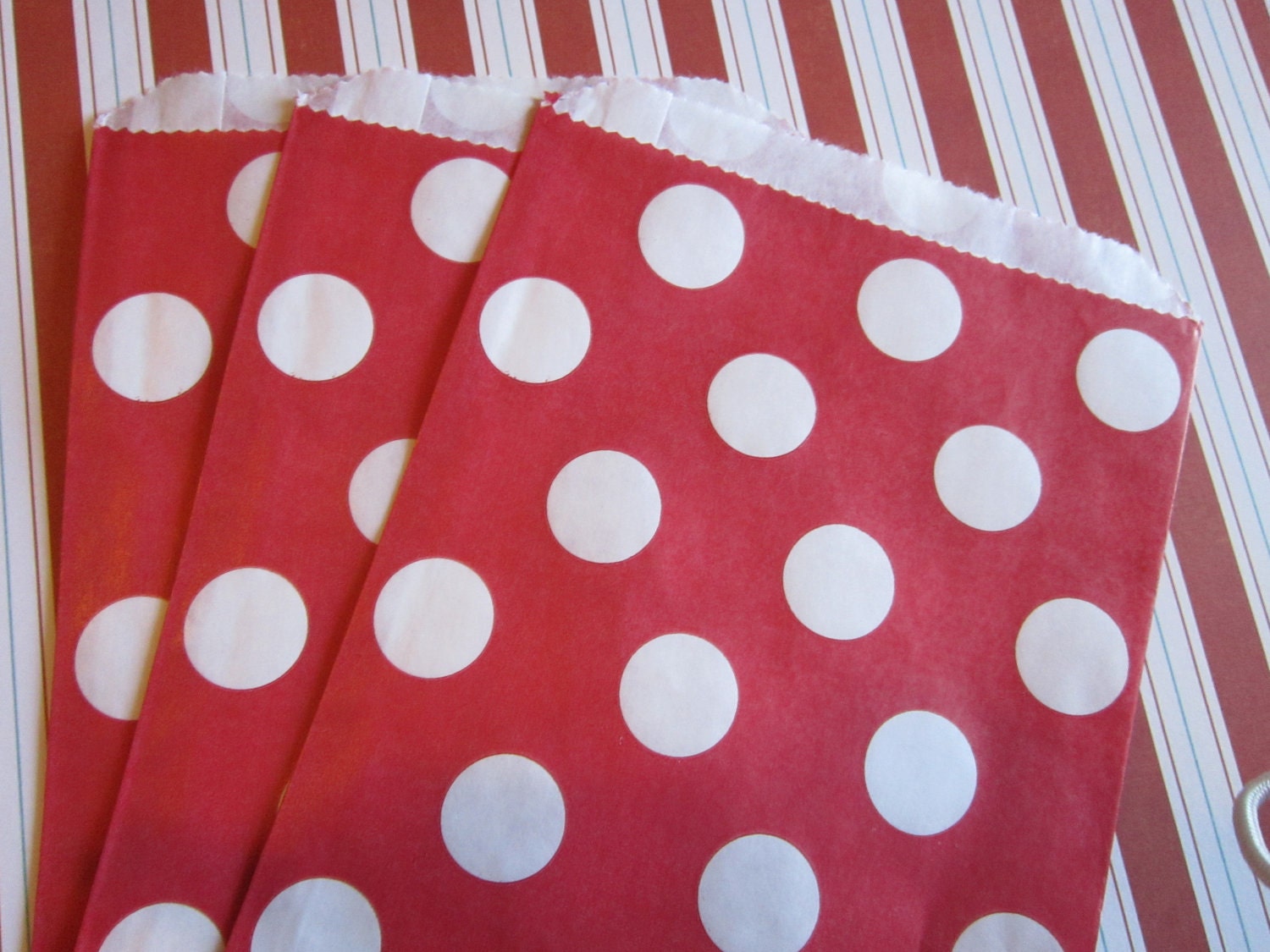 12 Red White Polka Dot Favor Bags Il_570xn