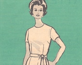 1960s Simple Dress Pattern Mail Order 9199 Size 16 1/2 Uncut
