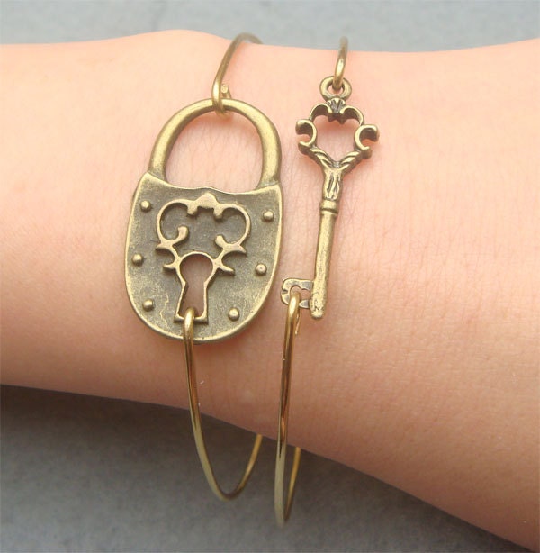 Fancy Key and Lock Bangle 2 Bracelet Set