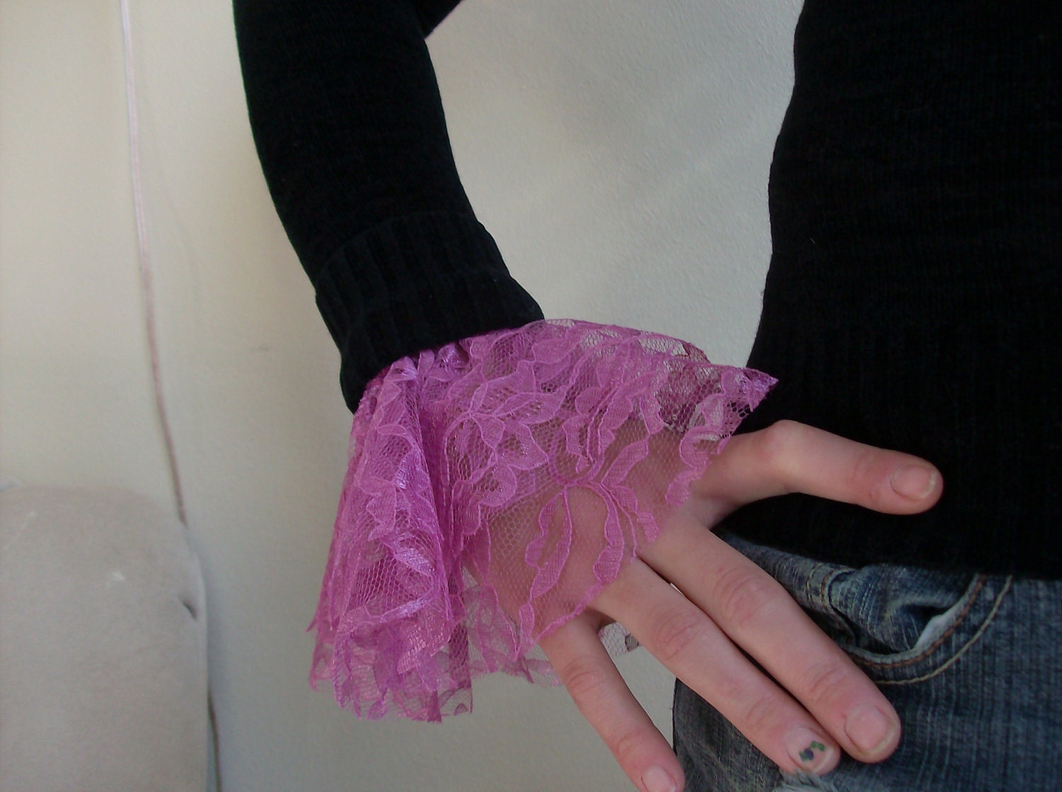 Magenta Lace Ruffle Cuffs